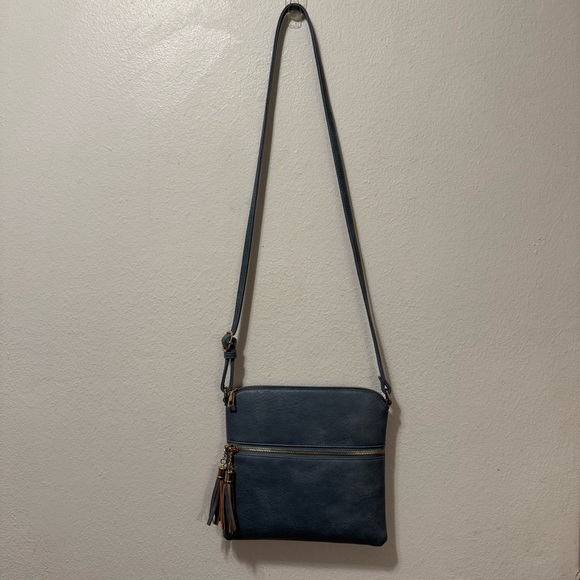Chic Blue Crossbody Bag with Tassel Accents - Picture 2 of 12
